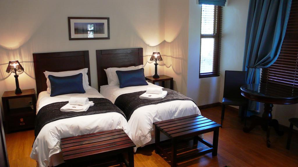 Honeylocust Guesthouse Colesberg Eksteriør billede